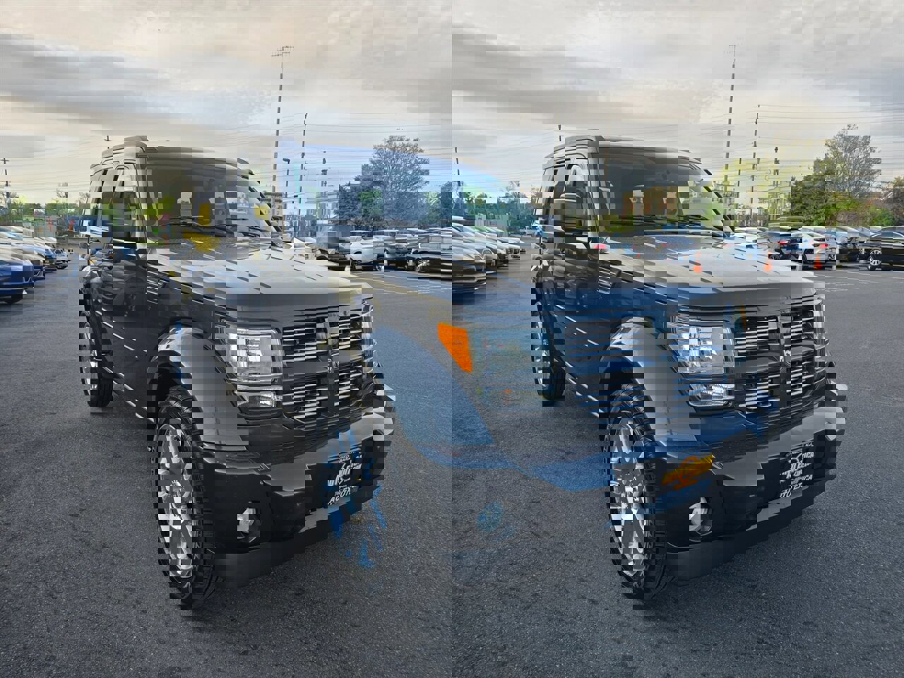 Used 2010 Dodge Nitro Detonator AWD/4WD image 4