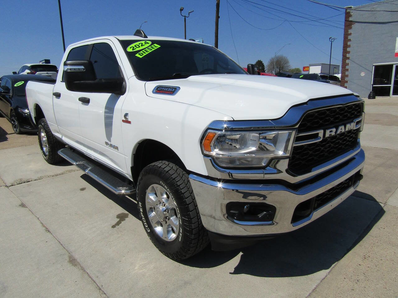 Used 2024 RAM 2500 Big Horn w/ Off Road Package image 2