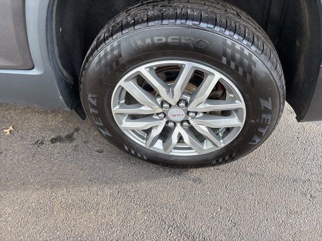 Used 2019 GMC Acadia SLE image 46