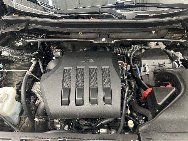 Used 2025 Mitsubishi Eclipse Cross SE AWD/4WD image 16