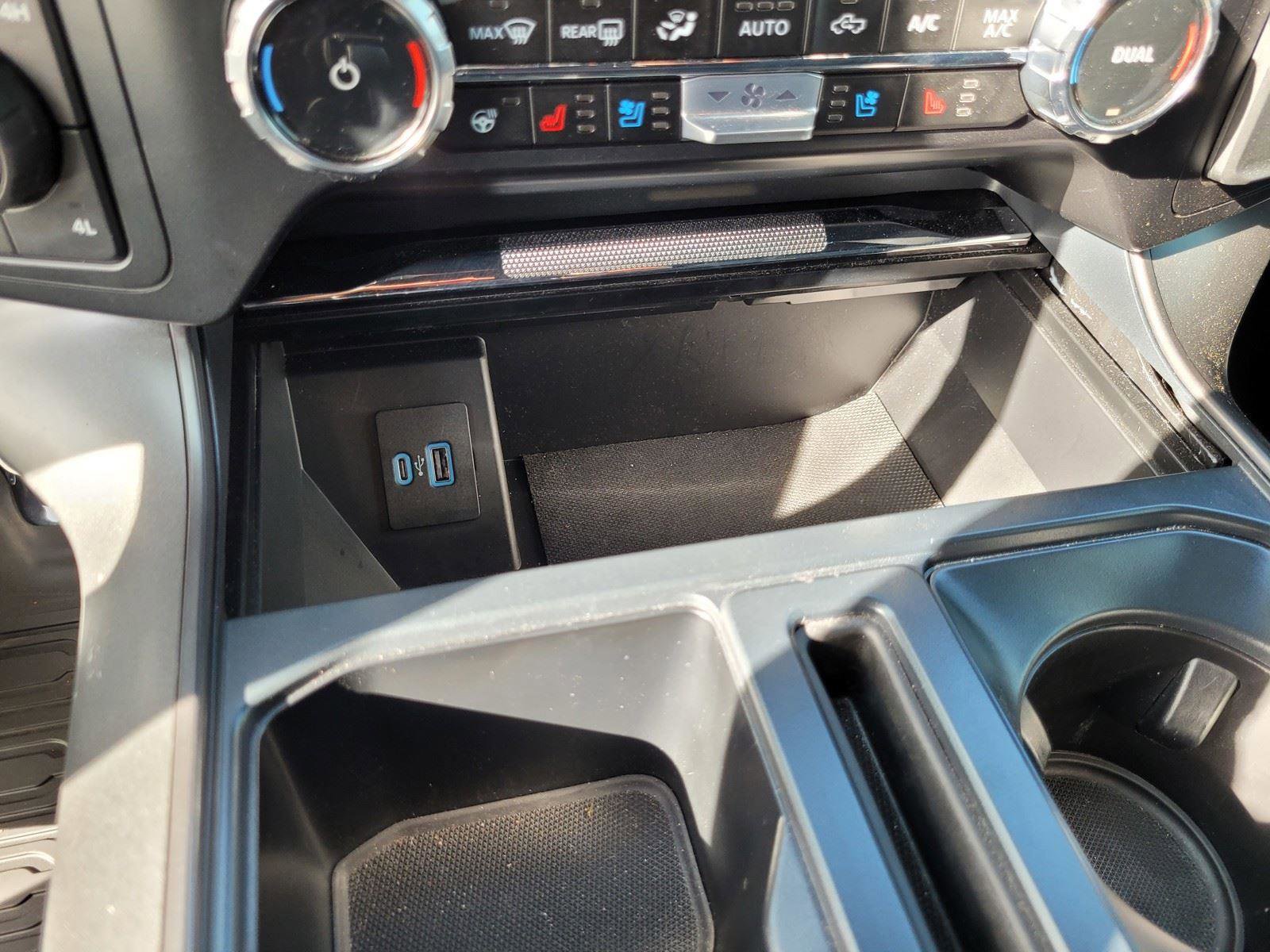 Used 2024 Ford F150 Lariat w/ FX4 Off-Road Package image 26