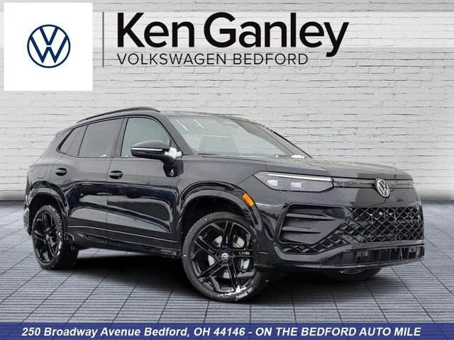 New 2026 Volkswagen Tiguan SE R-Line image 1