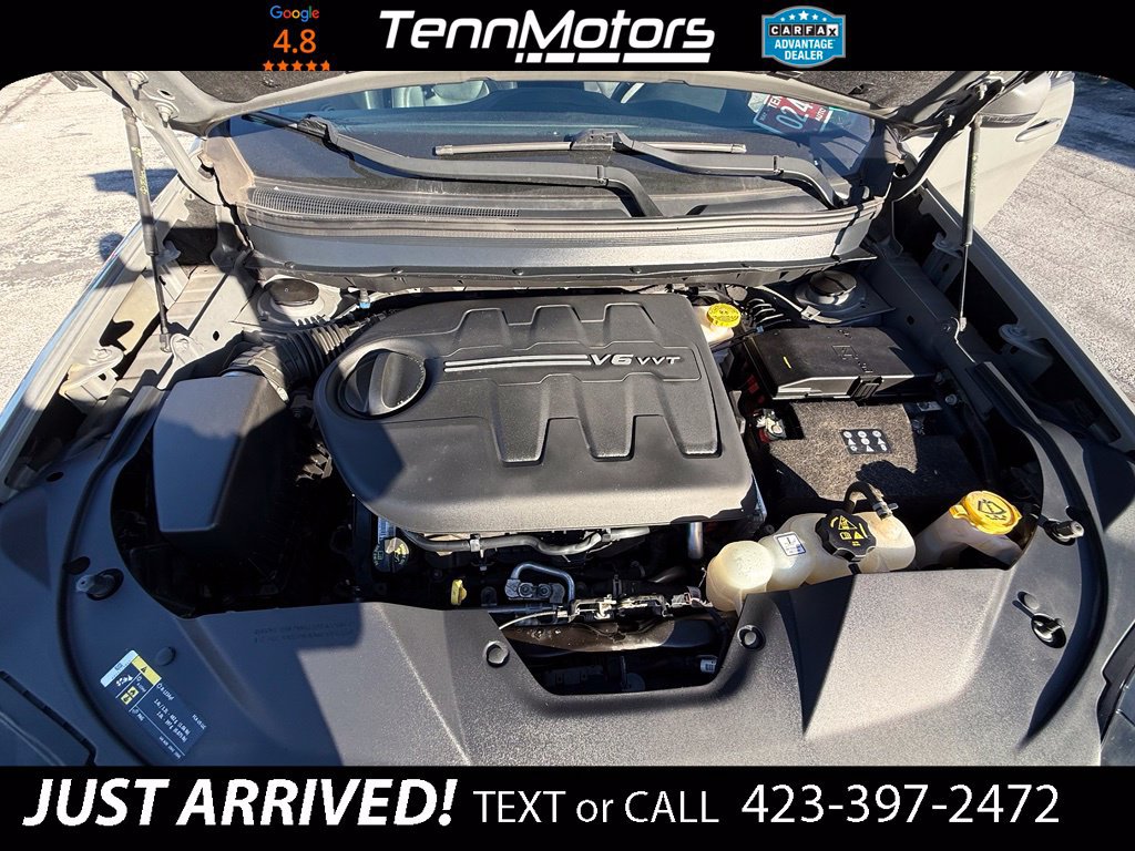 Used 2019 Jeep Cherokee Trailhawk AWD/4WD image 25