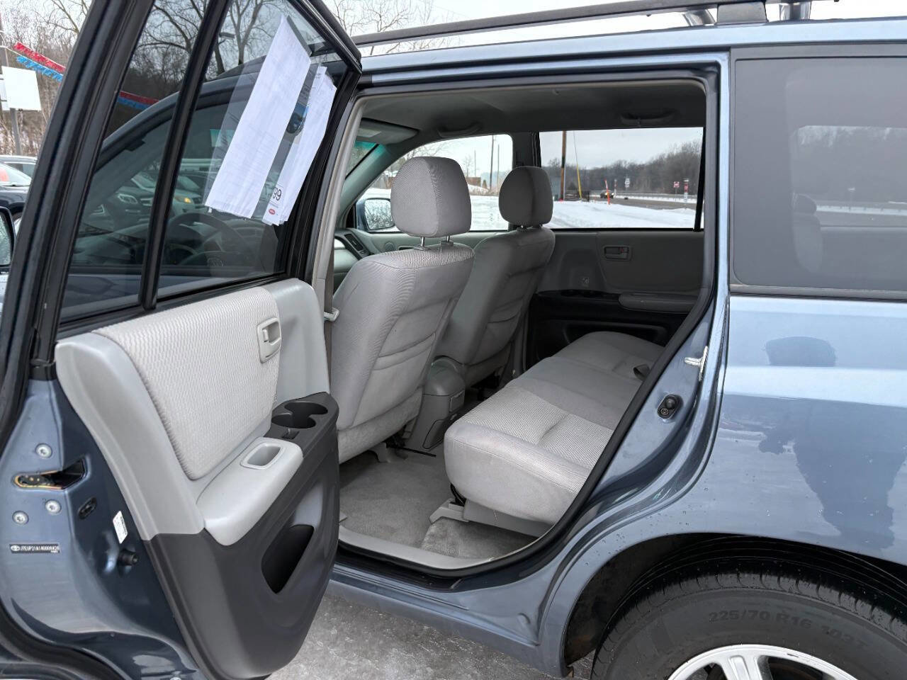 Used 2004 Toyota Highlander 2WD V6 image 11