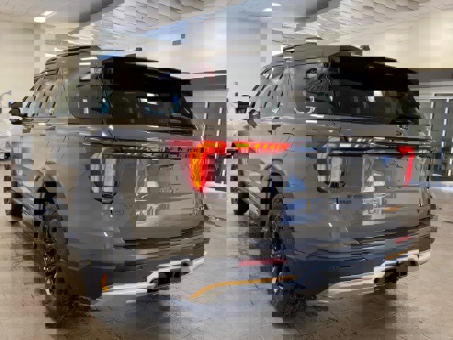 New 2026 Ford Explorer Tremor w/ Tremor Convenience Package image 5