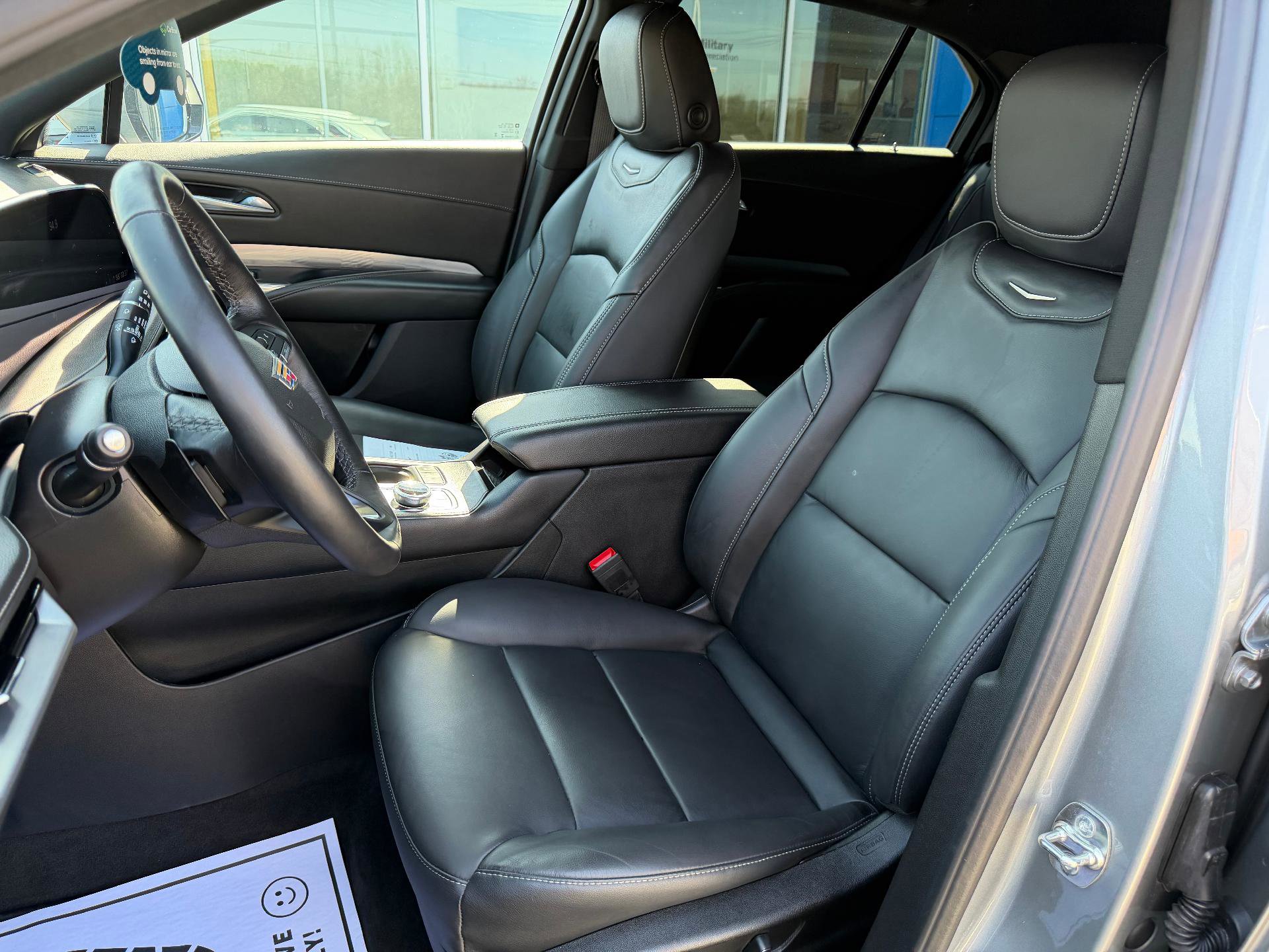 Certified 2025 Cadillac XT4 Premium Luxury w/ Cold Weather Package image 20