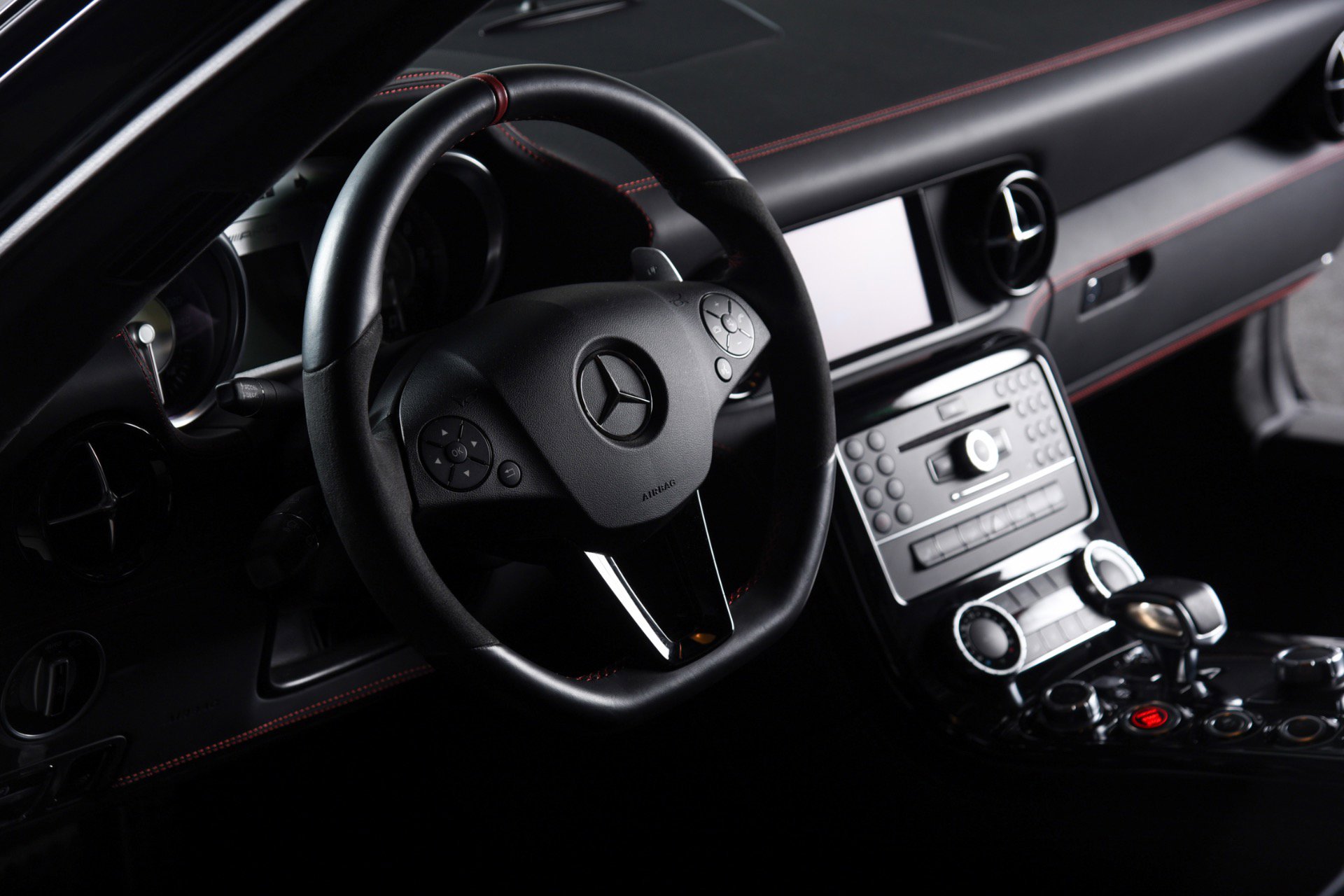 Used 2014 Mercedes-Benz SLS AMG GT Coupe image 16