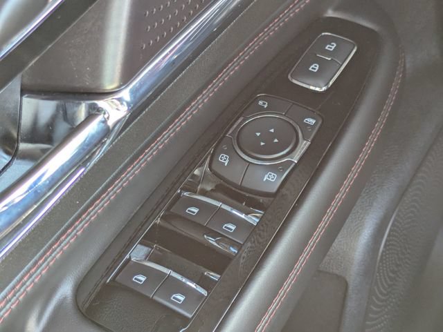Certified 2025 Lincoln Corsair Reserve FWD image 24