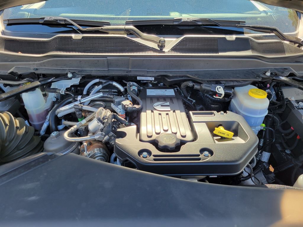 Used 2025 RAM 2500 Limited image 29
