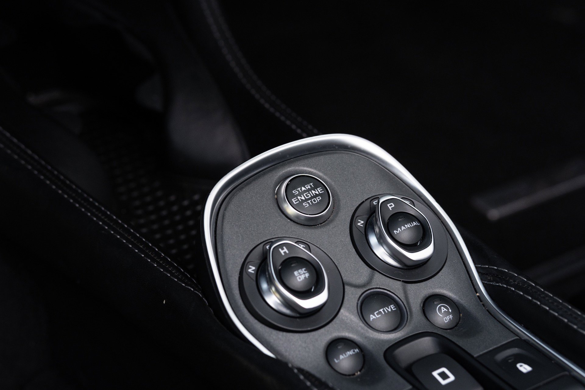 Used 2018 McLaren 570S Spider RWD image 45