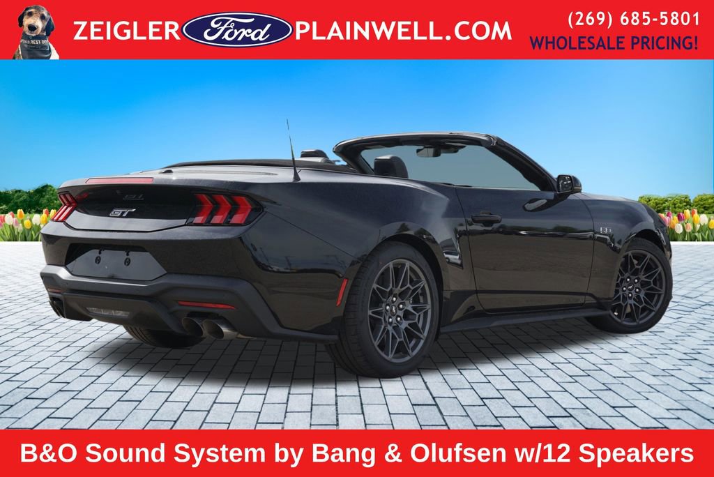 Used 2025 Ford Mustang GT Premium w/ GT Performance Package RWD image 5