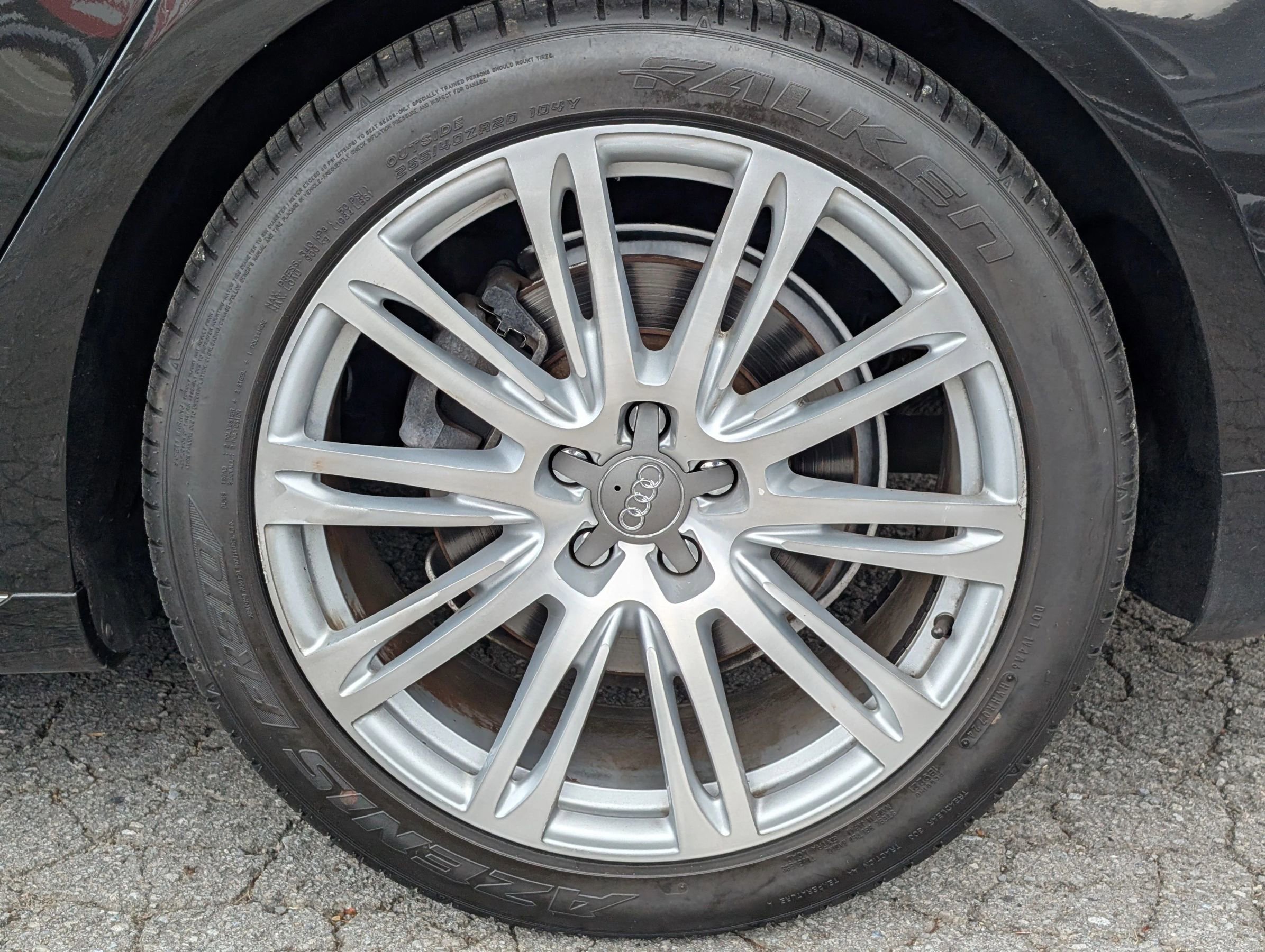 Used 2014 Audi A8 L TDI w/ Premium Package image 10