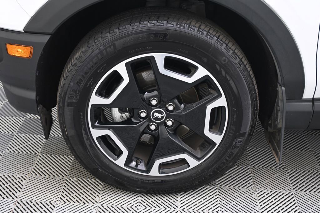 Used 2022 Ford Bronco Sport Outer Banks w/ Tech Package AWD/4WD image 20