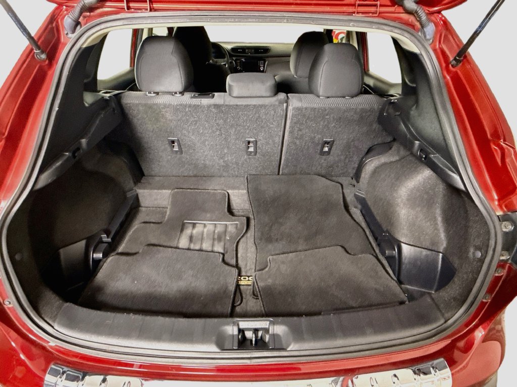 Used 2020 Nissan Rogue Sport S AWD/4WD image 26