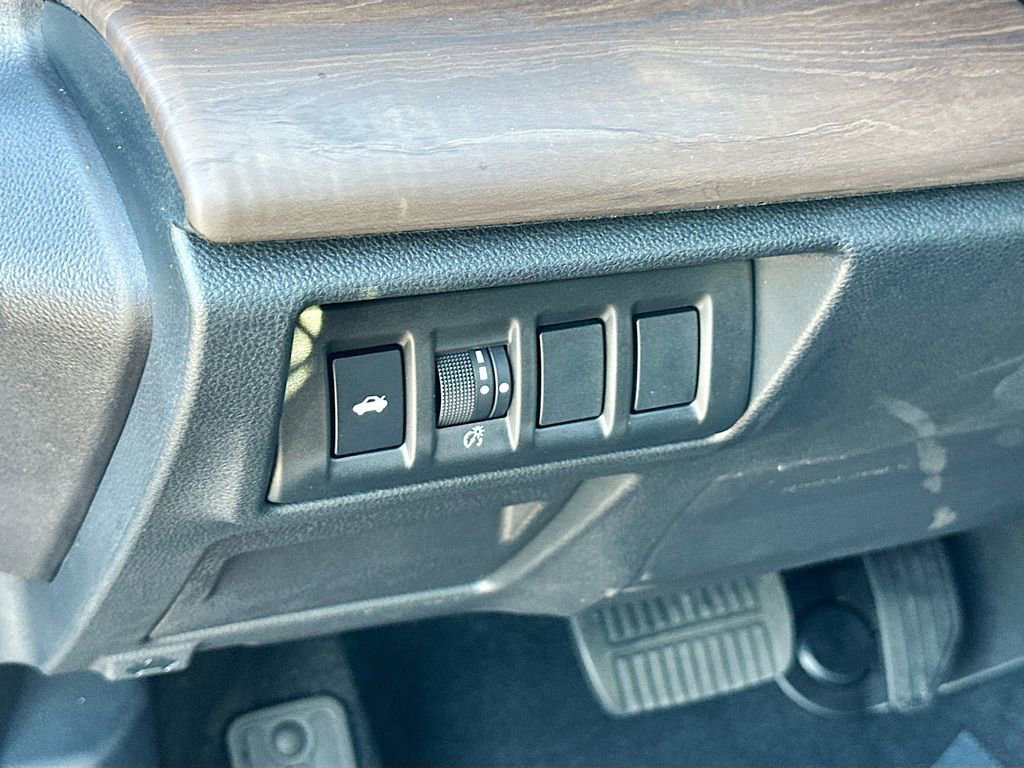 Certified 2023 Subaru Legacy Touring XT image 10