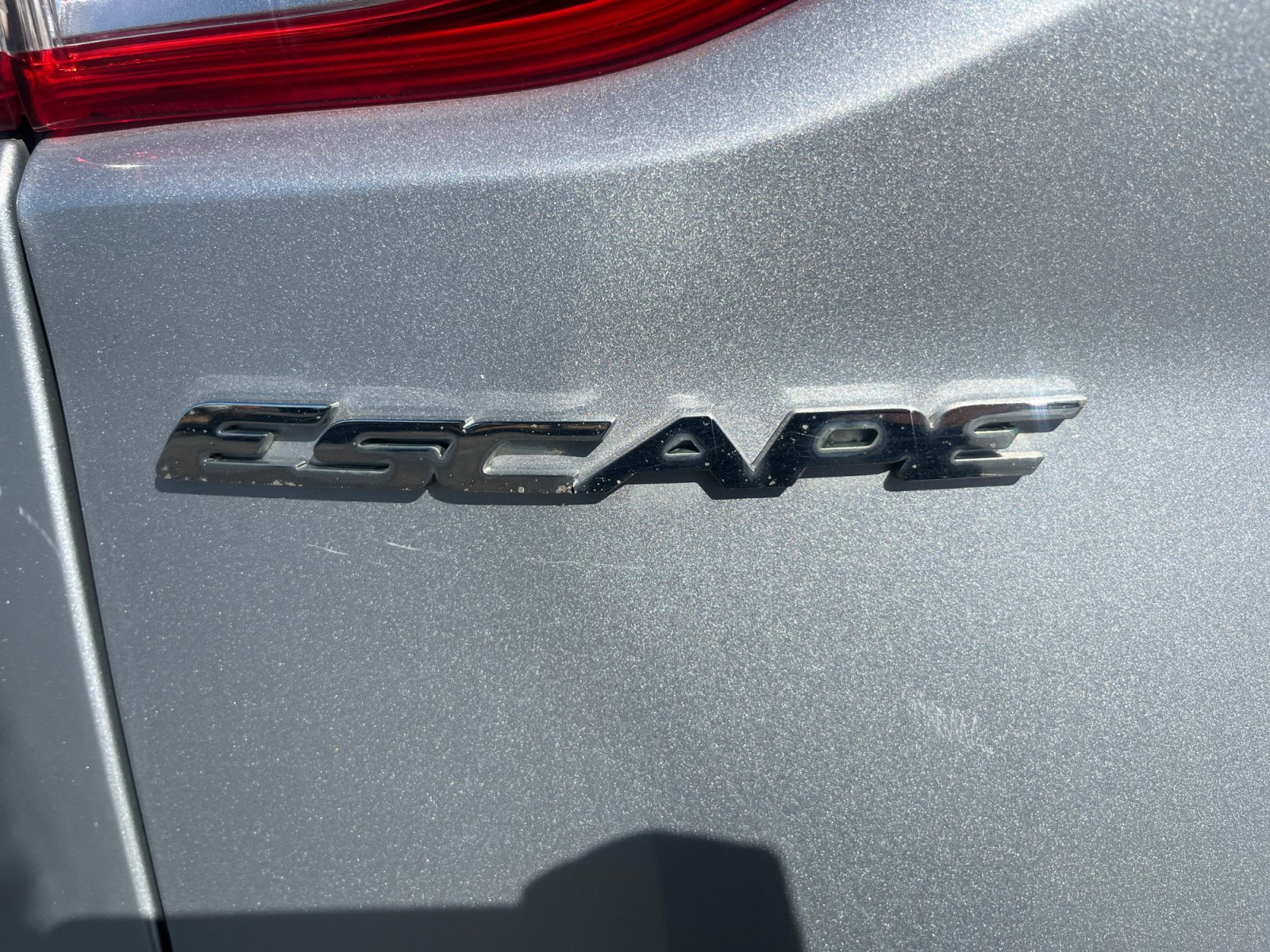 Used 2015 Ford Escape SE image 24