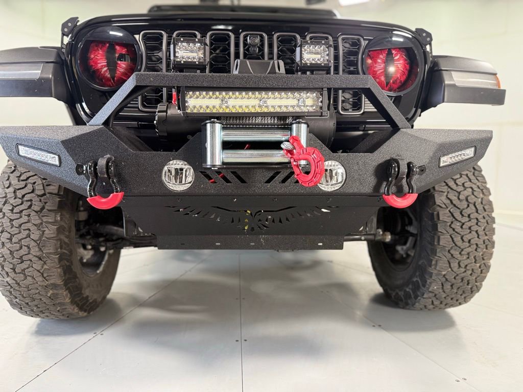 Used 2024 Jeep Wrangler Rubicon w/ Technology Group image 14