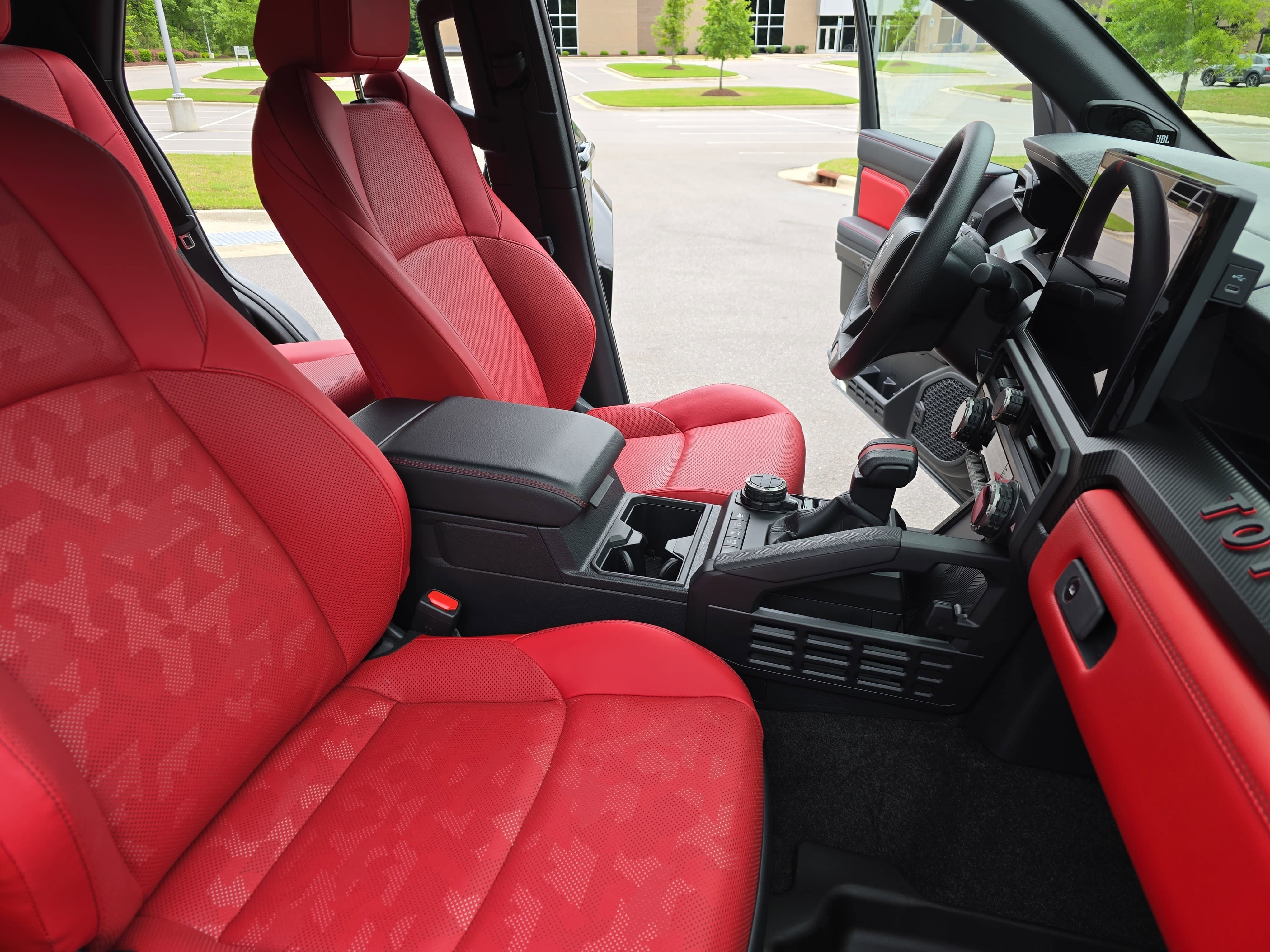 Used 2025 Toyota 4Runner TRD Pro AWD/4WD image 10