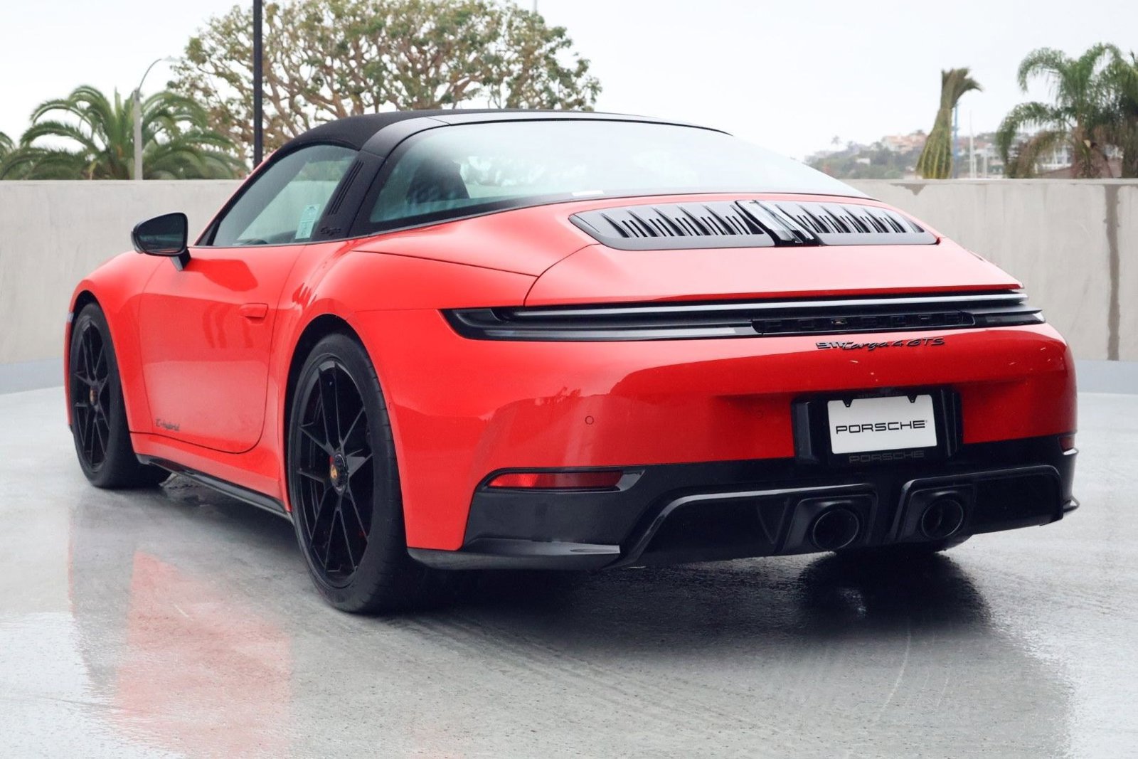 New 2026 Porsche 911 Targa 4 GTS image 3