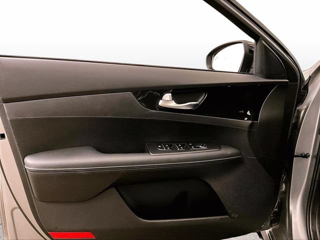 Used 2023 Kia Forte GT-Line w/ GT-Line Technology Package FWD image 22