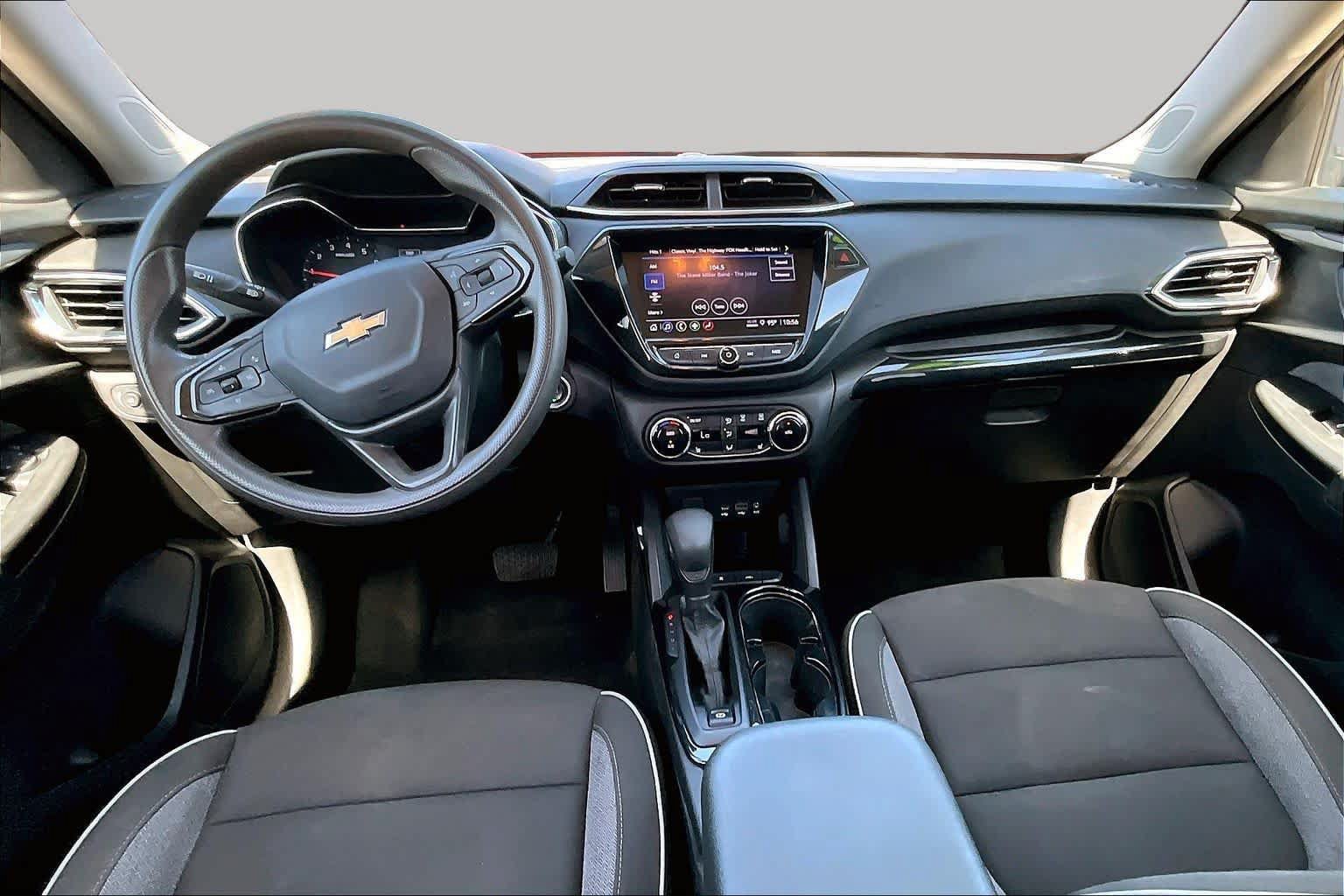 Used 2023 Chevrolet TrailBlazer LT w/ Convenience Package FWD image 17