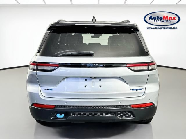 Used 2023 Jeep Grand Cherokee Trailhawk AWD/4WD image 8