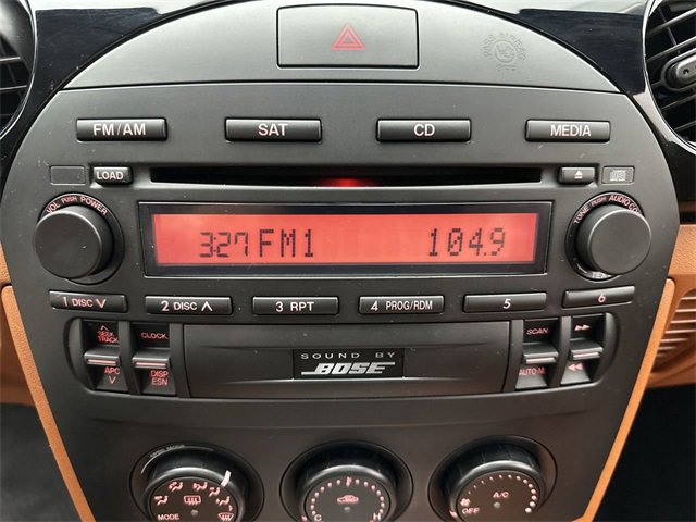 Used 2006 MAZDA MX-5 Miata Grand Touring image 16