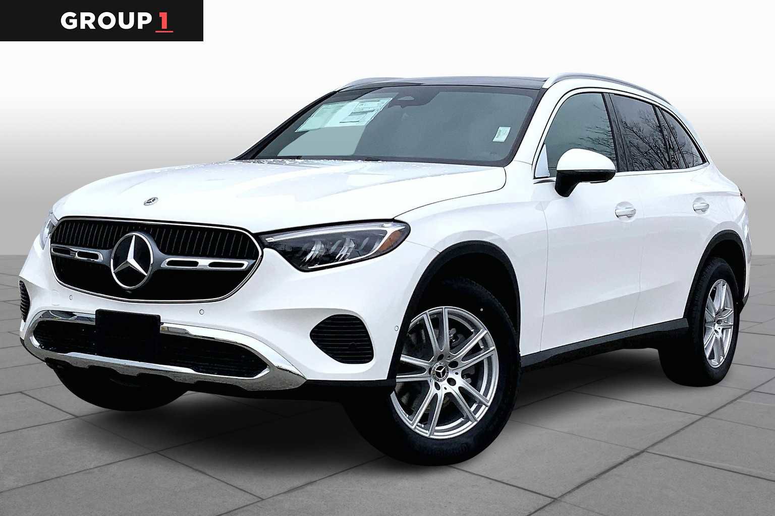 Used 2025 Mercedes-Benz GLC 300 4MATIC image 1