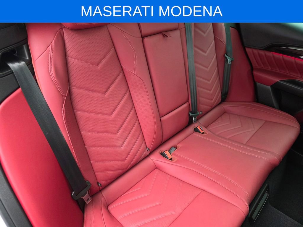 Used 2025 Maserati Grecale Modena image 26