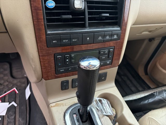 Used 2007 Ford Explorer Sport Trac Limited image 10