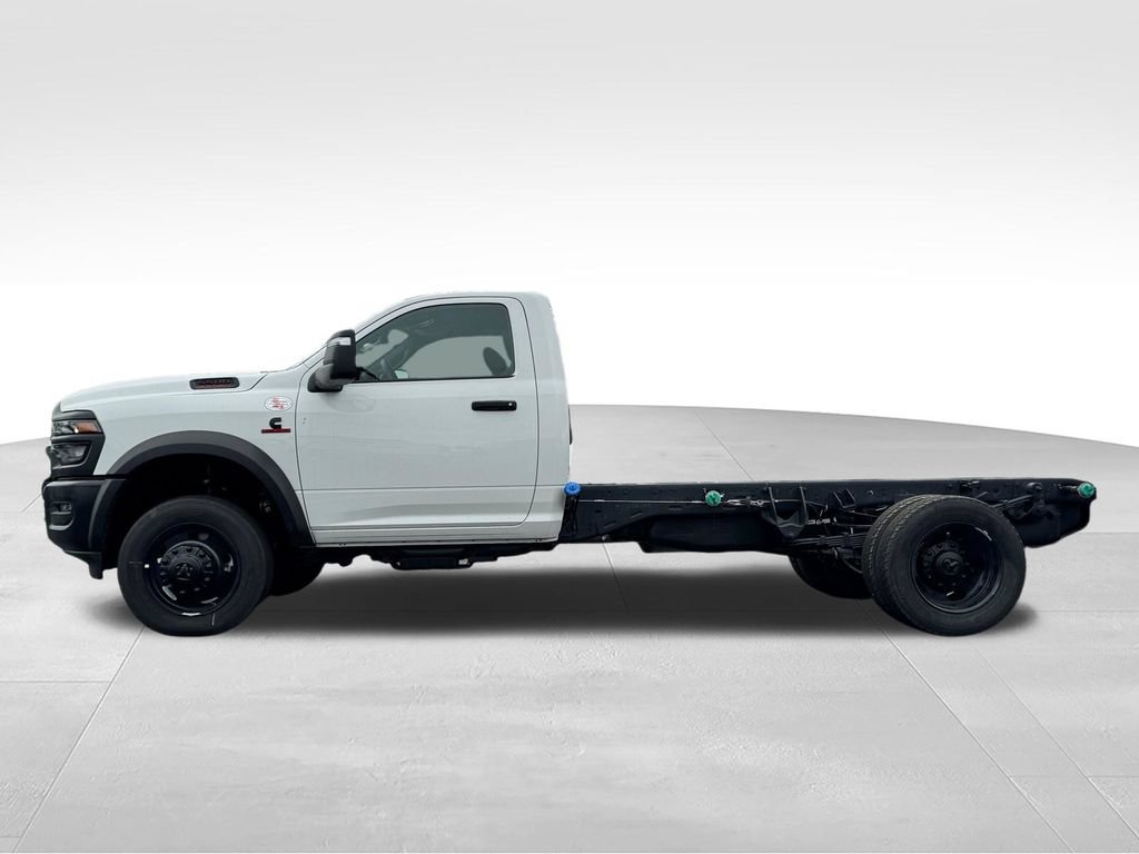 New 2026 RAM 5500 Tradesman AWD/4WD image 4