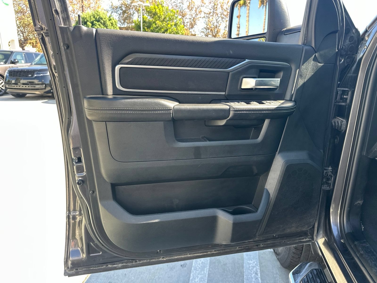 Used 2025 RAM 2500 Big Horn AWD/4WD image 14