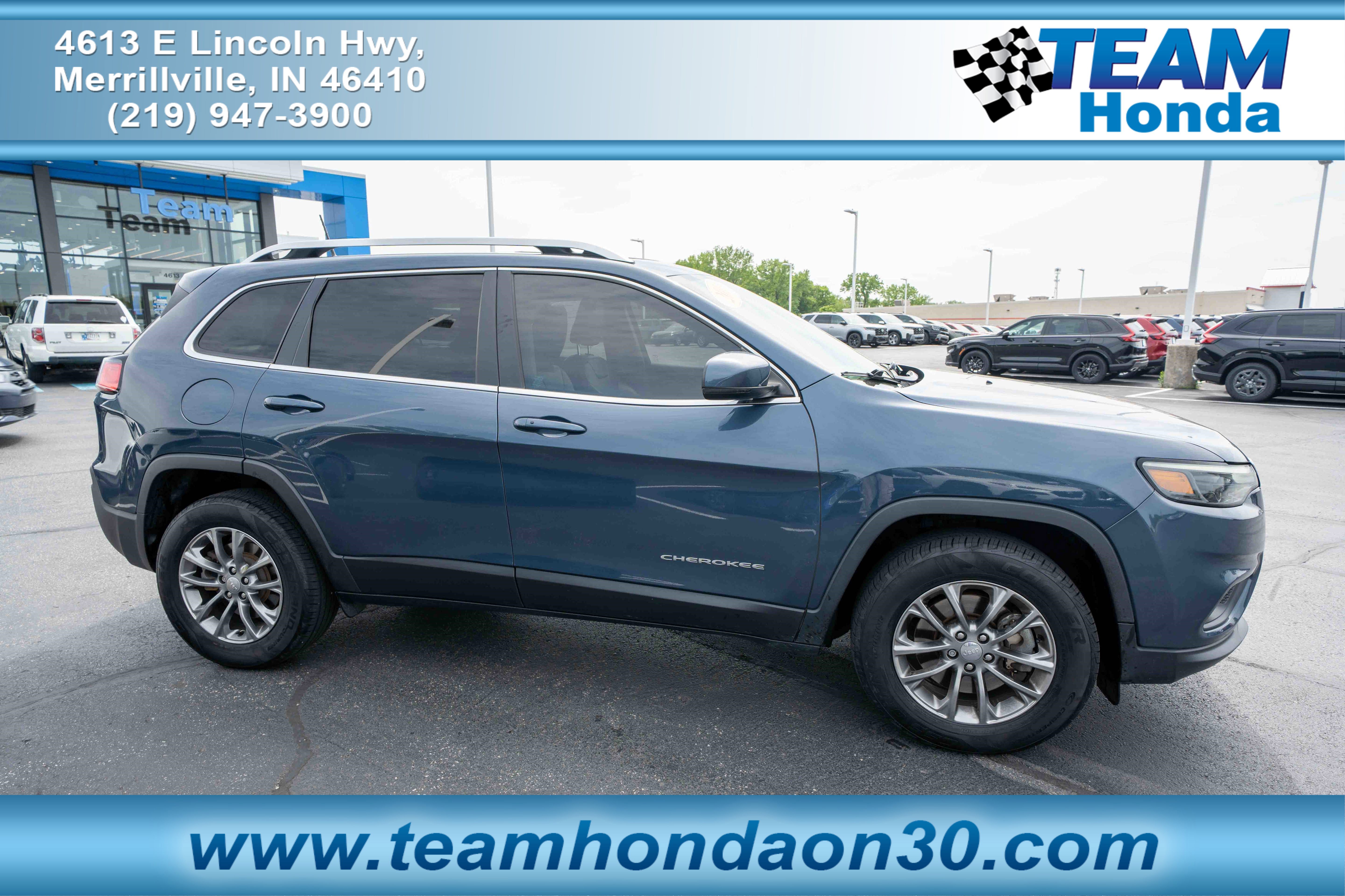 Used 2019 Jeep Cherokee Latitude Plus w/ Cold Weather Group