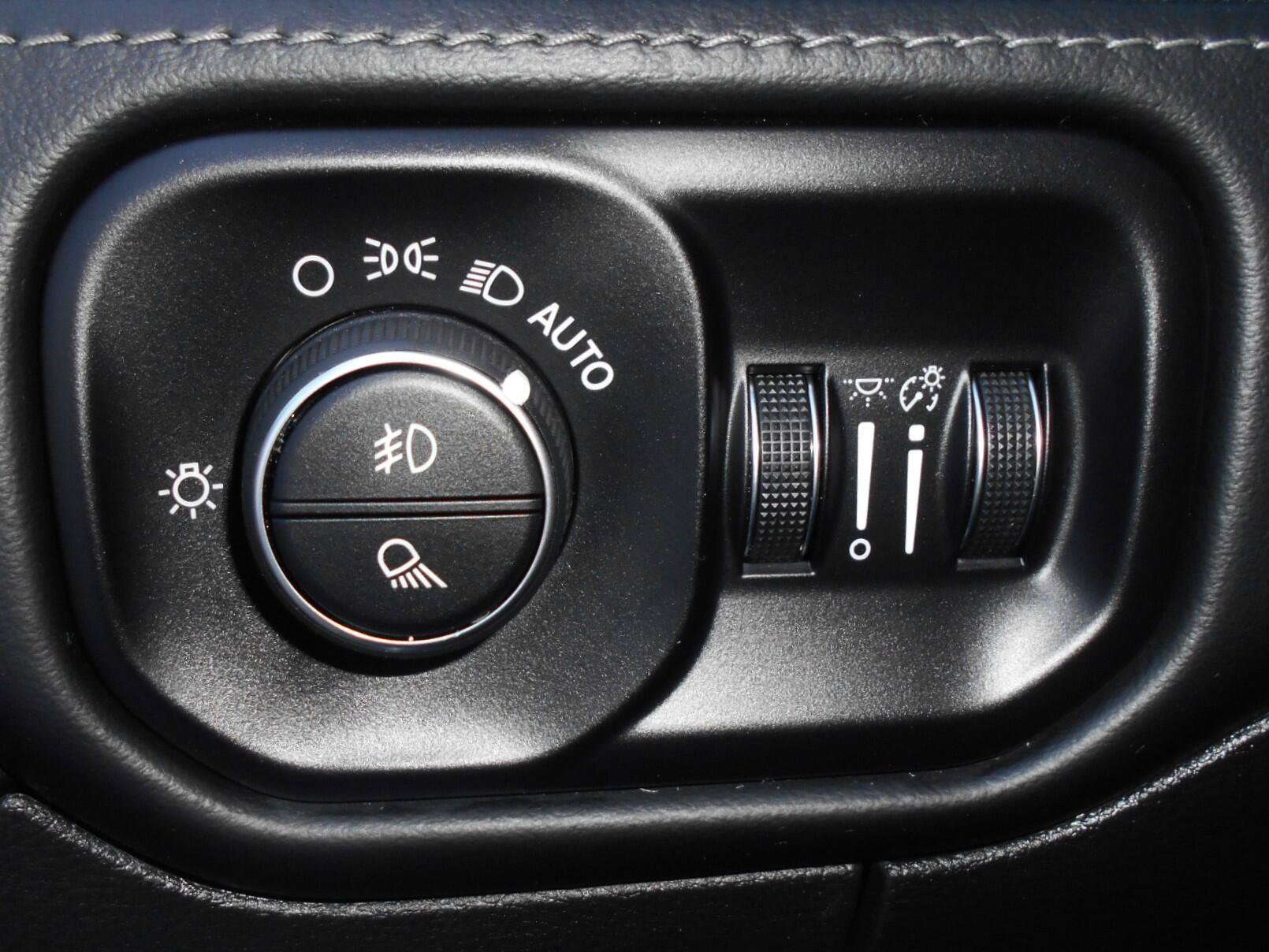 Certified 2023 RAM 1500 Limited AWD/4WD image 23