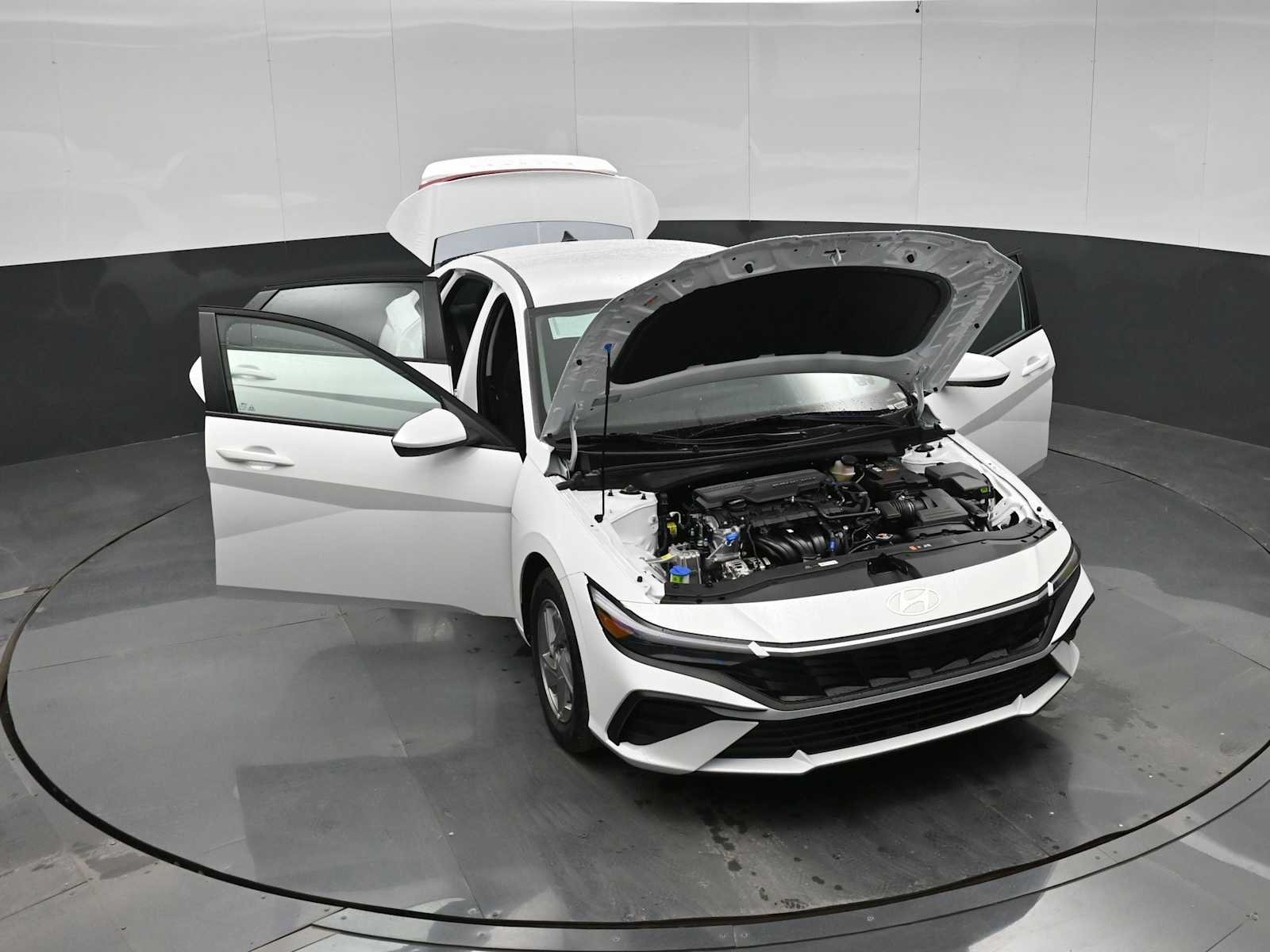 New 2026 Hyundai Elantra SE FWD image 41