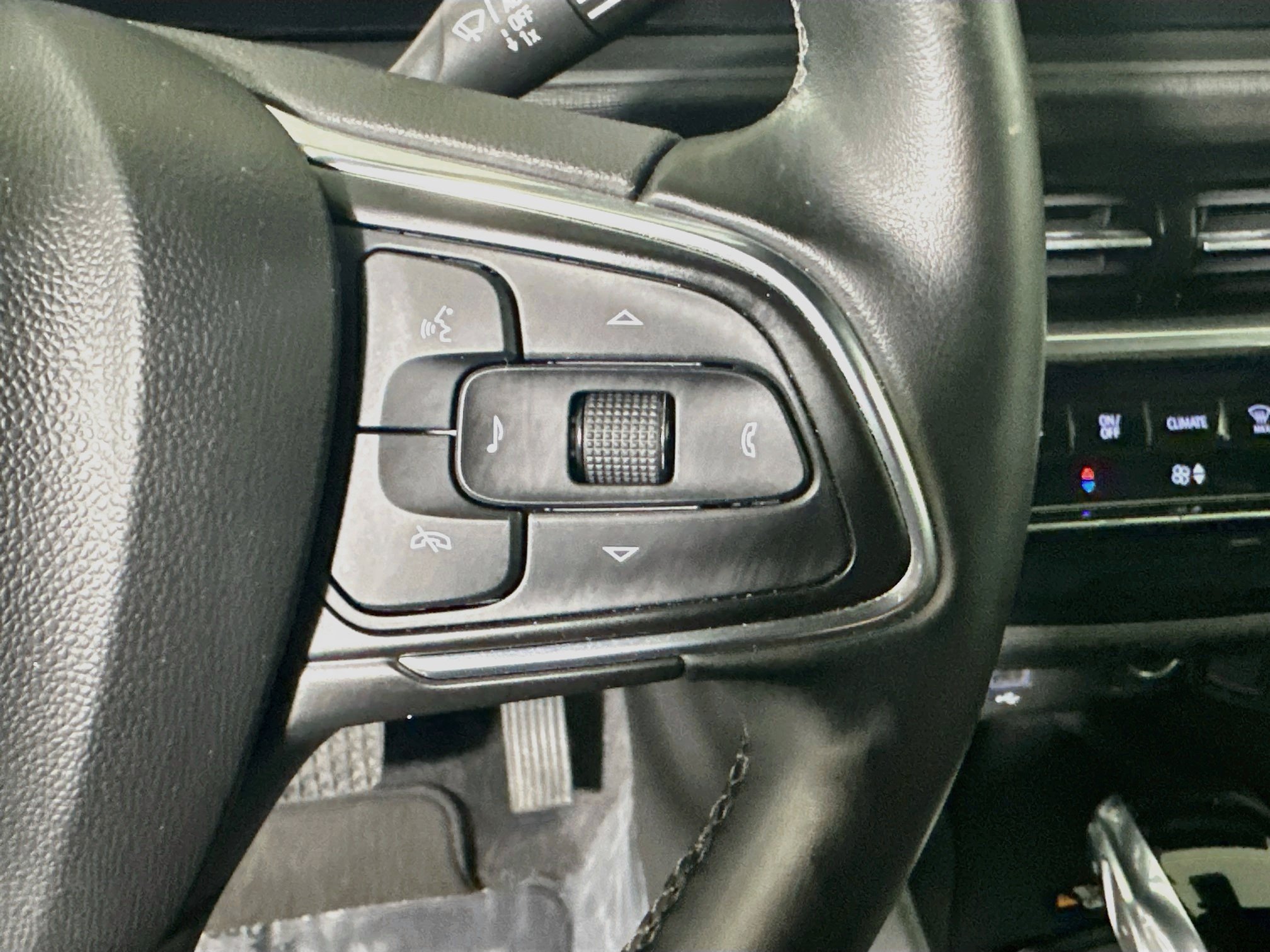 Used 2024 Buick Envista Avenir FWD image 17