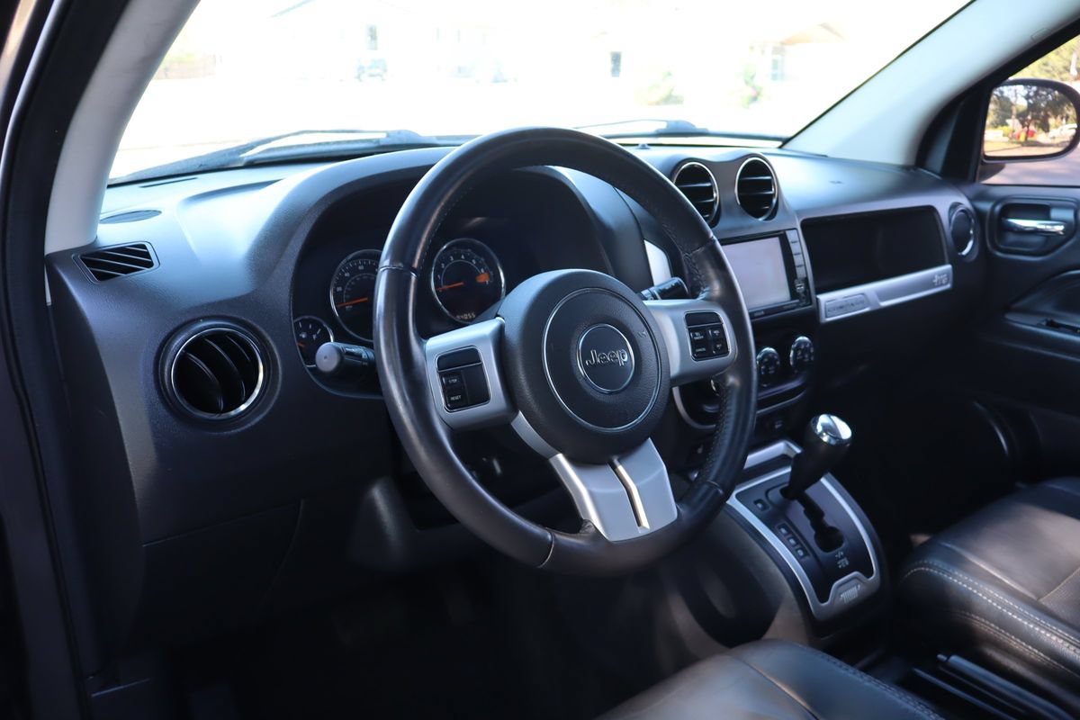 Used 2016 Jeep Compass High Altitude AWD/4WD image 15