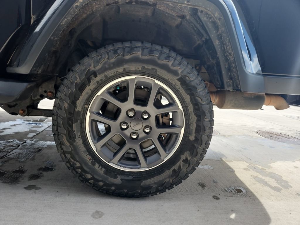 Used 2020 Jeep Gladiator Overland w/ Popular Equipment Package image 16