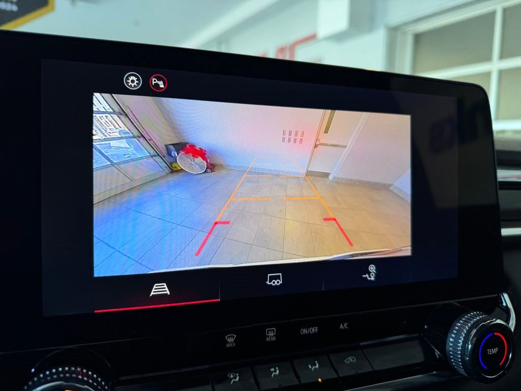 Certified 2025 GMC Canyon Elevation image 20