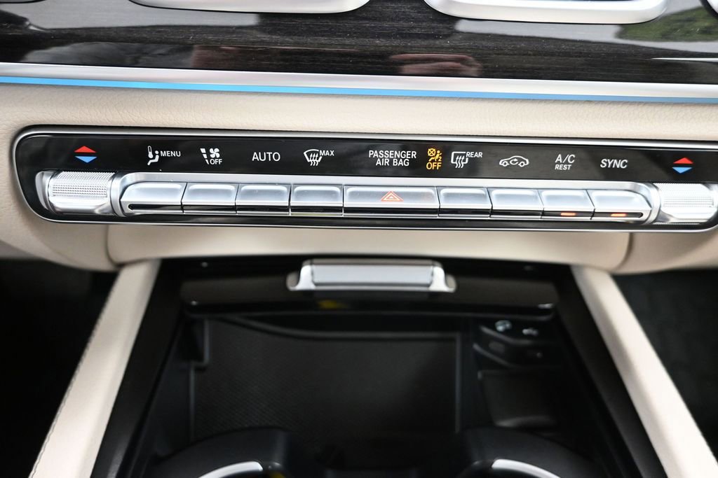Used 2022 Mercedes-Benz GLS 450 4MATIC image 23