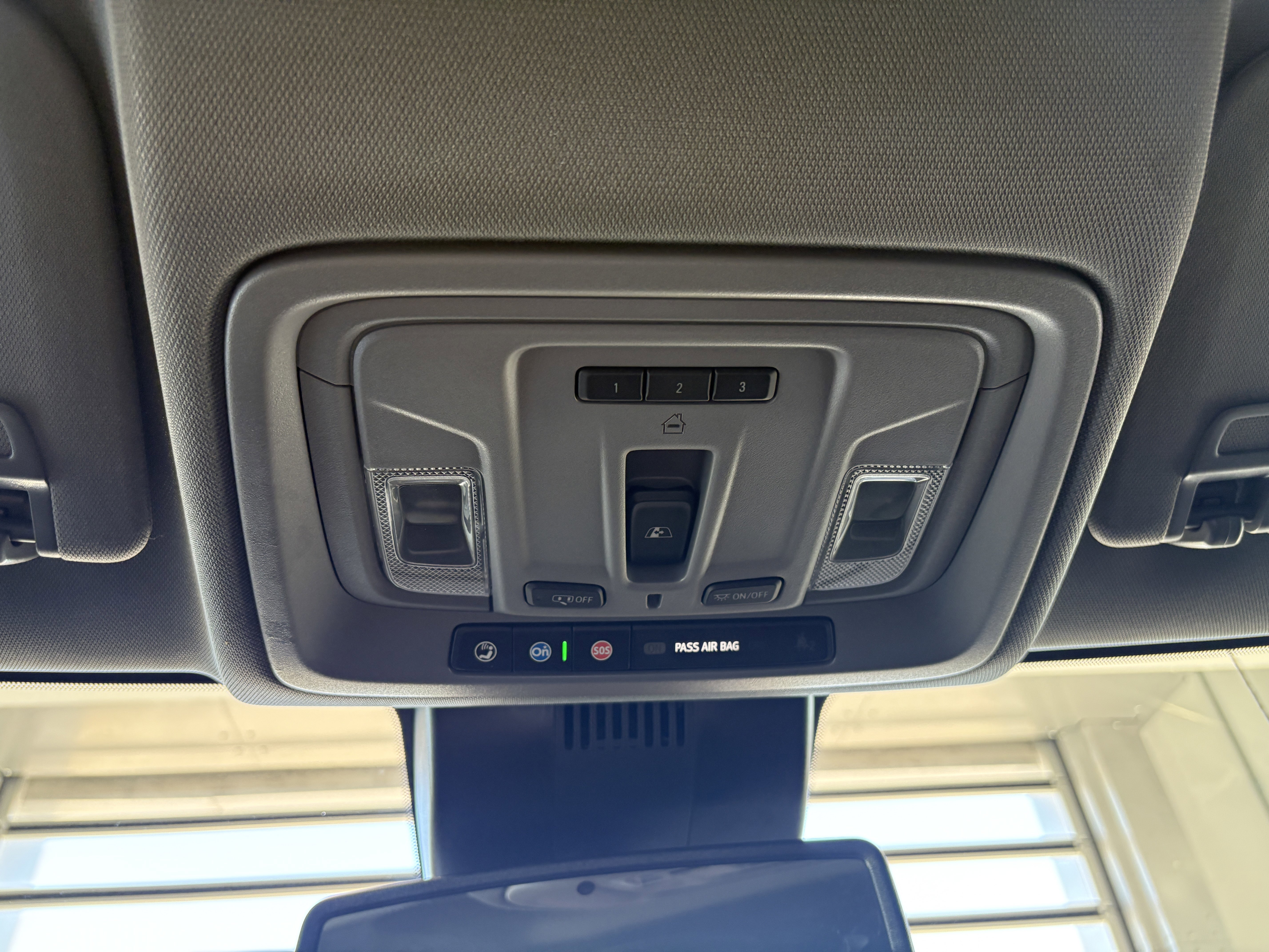 Used 2024 GMC Sierra 1500 SLT w/ SLT Premium Plus Package image 19