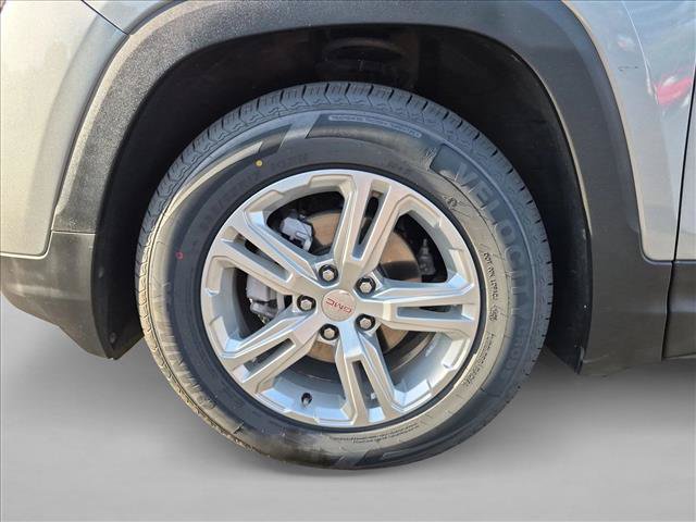 Used 2024 GMC Terrain SLE FWD image 23