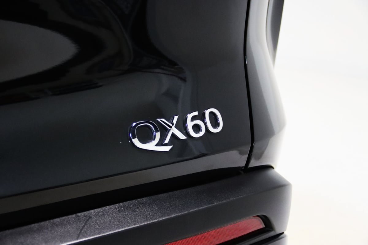 Used 2023 INFINITI QX60 Pure AWD/4WD image 15