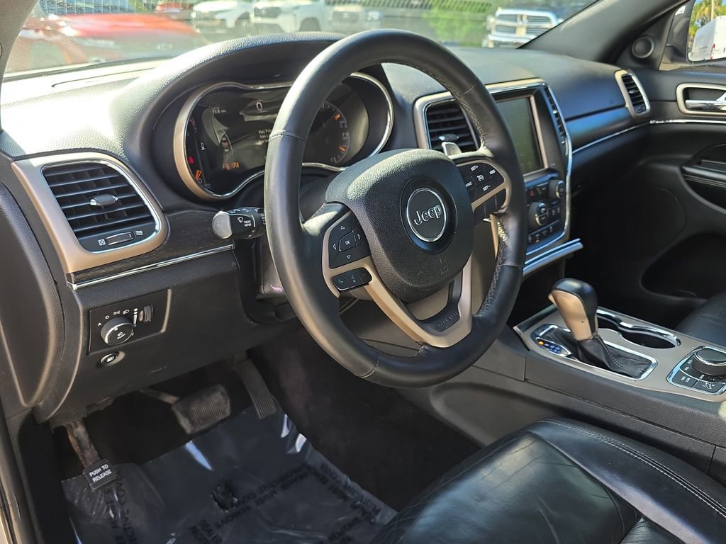 Used 2016 Jeep Grand Cherokee Limited AWD/4WD image 26