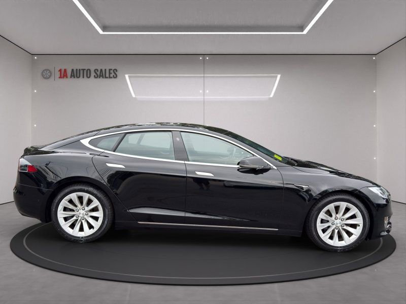 Used 2019 Tesla Model S Standard Range image 6