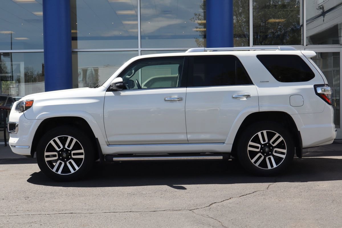 Used 2015 Toyota 4Runner Limited AWD/4WD image 2