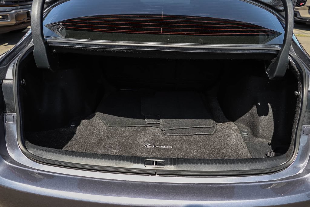 Used 2020 Lexus IS 300 w/ Navigation Package RWD image 31