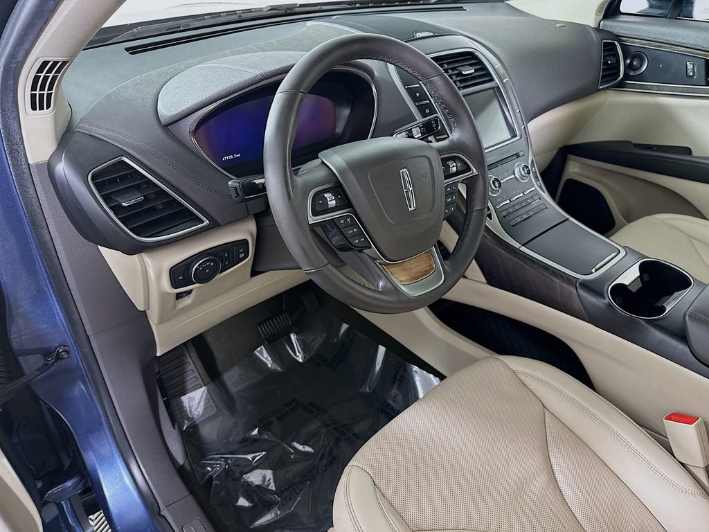 Used 2019 Lincoln Nautilus Reserve image 18