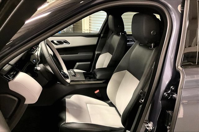 Certified 2026 Land Rover Range Rover Velar Dynamic SE AWD/4WD image 15