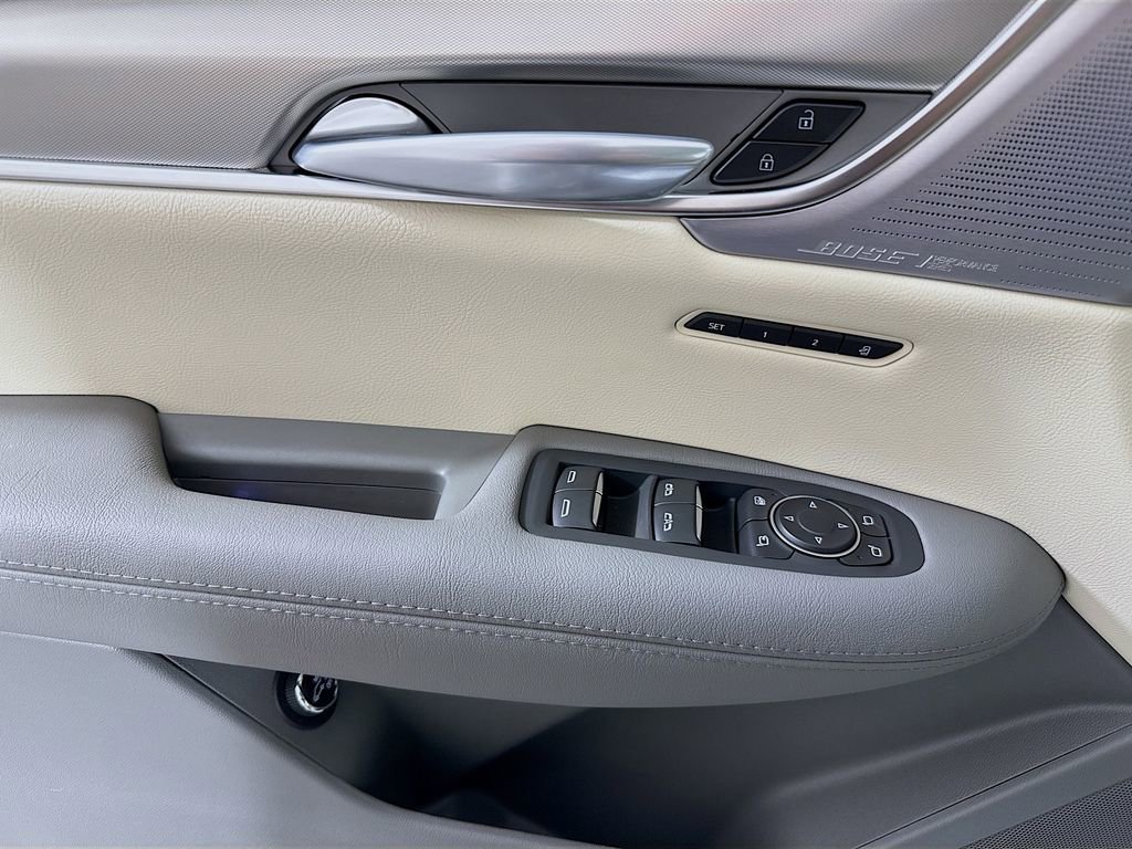 New 2025 Cadillac XT5 Premium Luxury w/ Technology Package image 18